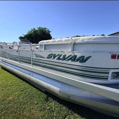 22' Sylvan