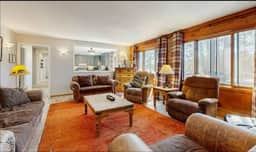 Kape  Eagle Lodge