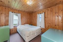 Thunderbay Cabin 2