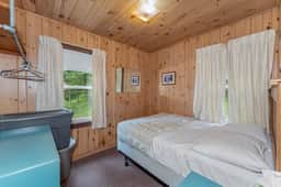 Thunderbay Cabin 5