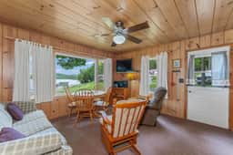 Thunderbay Cabin 8