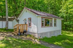 Thunderbay Cabin 8