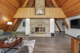 Tamarack Lodge