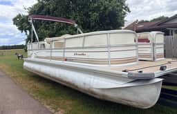 22 foot Versailles Princecraft - Image 2
