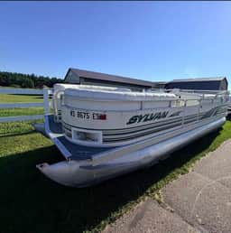 22' Sylvan  - Image 3