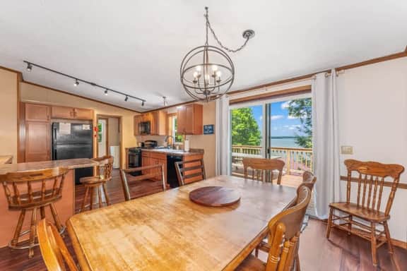 Thunderbay Cabin015