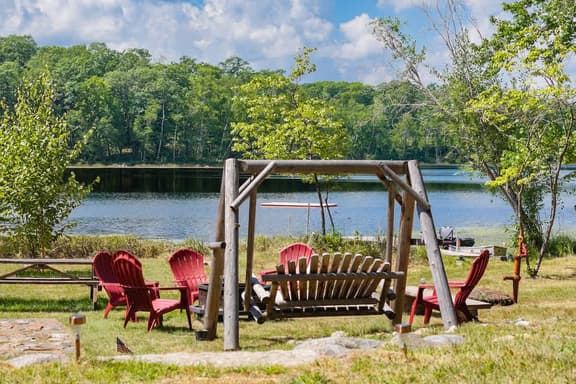 Joyce Lake Escape