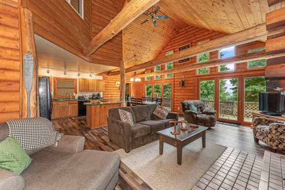 Thunderbay Cabin019